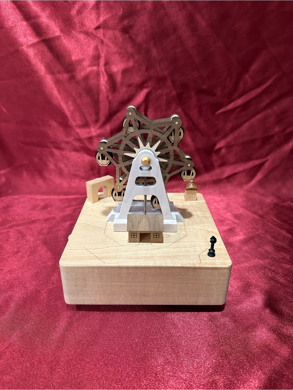 Wooderful Life Ferris Wheel Wooden Music Box Mechanical Moving Toy